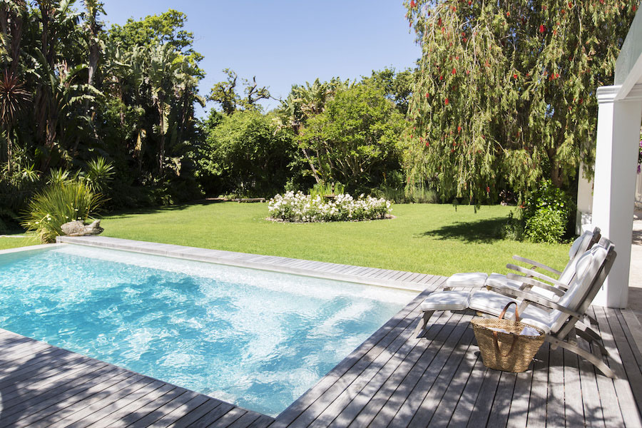 backyard-pool